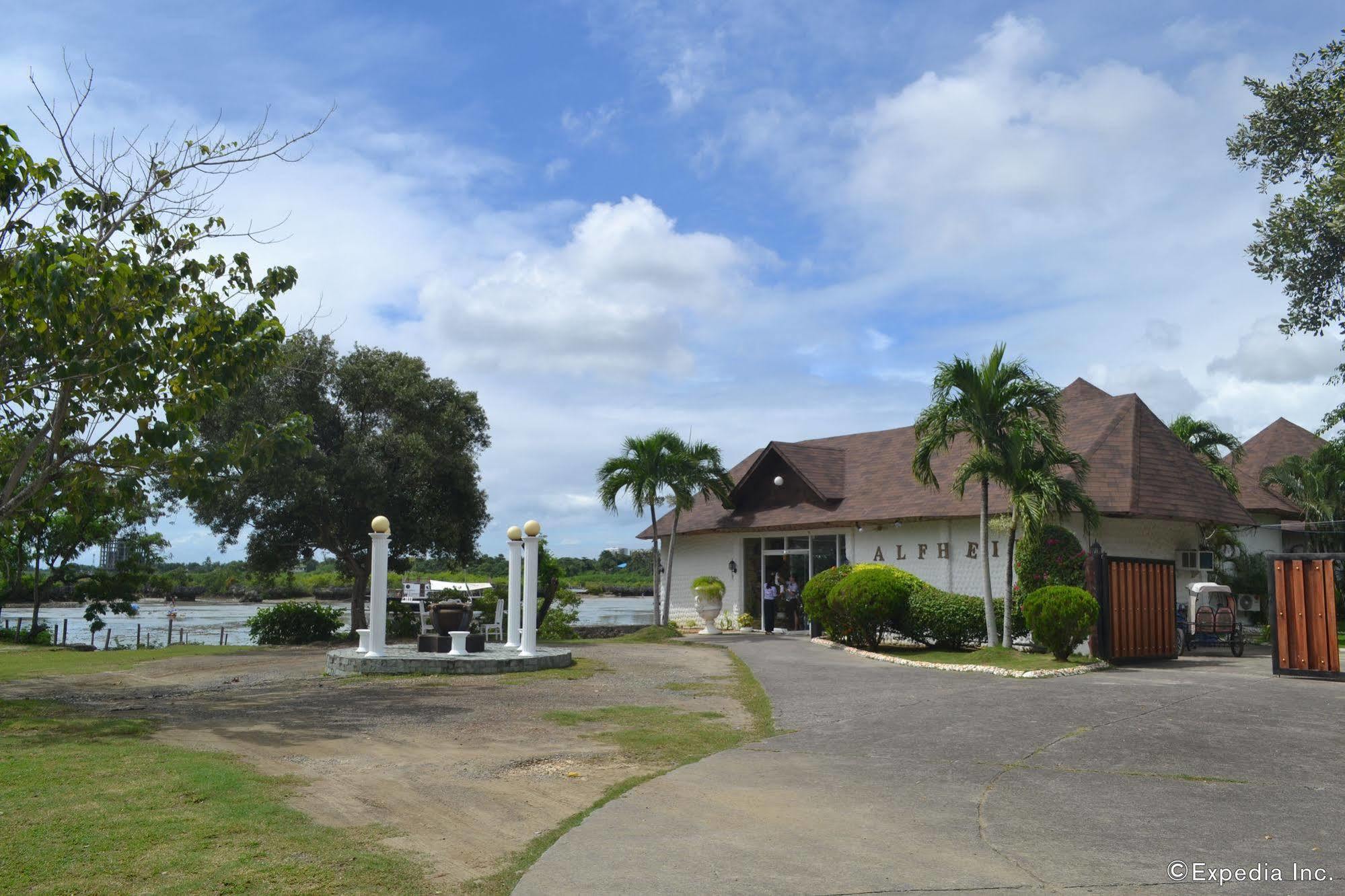 Alfheim Resort Lapu-Lapu City Exteriör bild